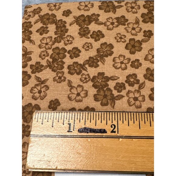 Brown Floral Cotton Fabric Quarter 18" x 21" for Sewing Crafts Quilting By Fabri - Picture 3 of 5
